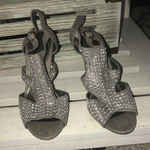 SILVER AND GREY HEELS